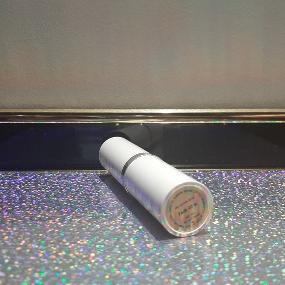 Colourpop No Filter Stick Foundation - Picture 3 of 3